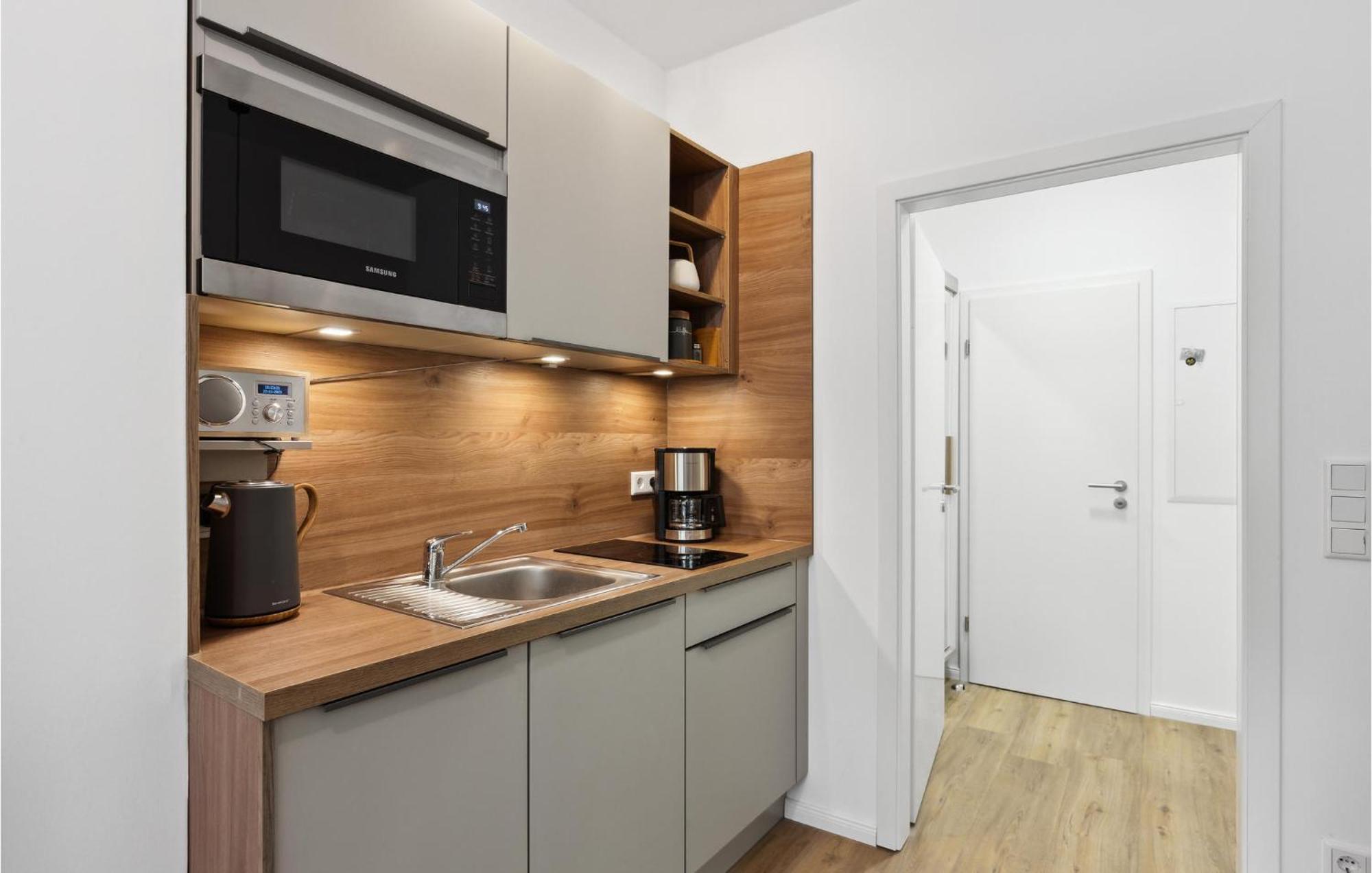 Pet Friendly Apartment In Naumburg With Kitchen Exteriér fotografie