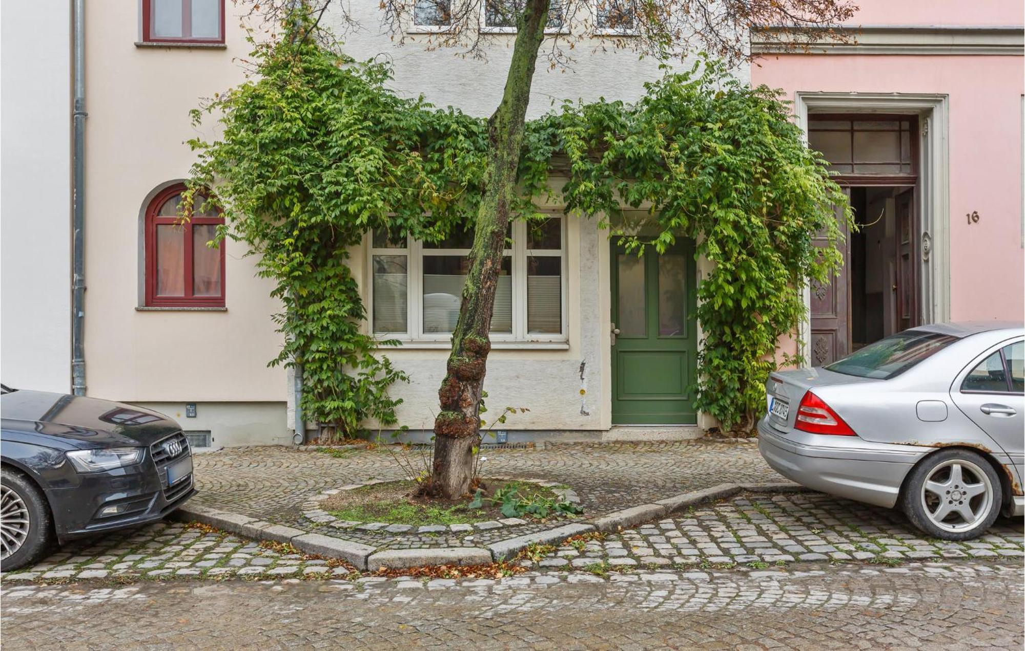 Pet Friendly Apartment In Naumburg With Kitchen Exteriér fotografie