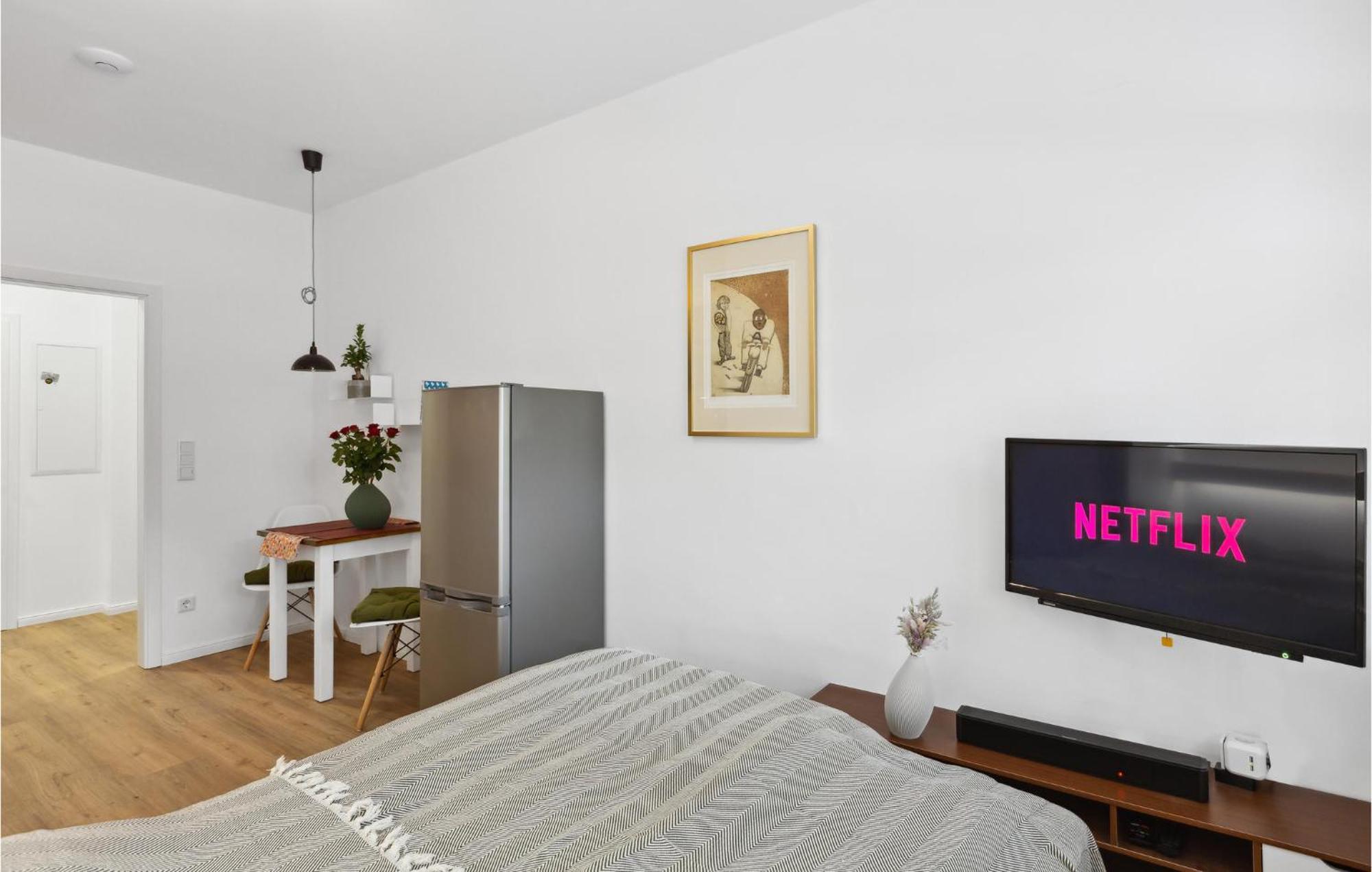 Pet Friendly Apartment In Naumburg With Kitchen Exteriér fotografie